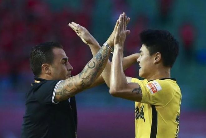 开云-斯诺克夜战：燕山飞鹰队淘汰对手渝州犀牛队，临门一脚致胜保级形势悄然变化